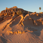 Erosion of the Lake Mungo lunette has formed the Walls of China. Photograph © Ian Brown